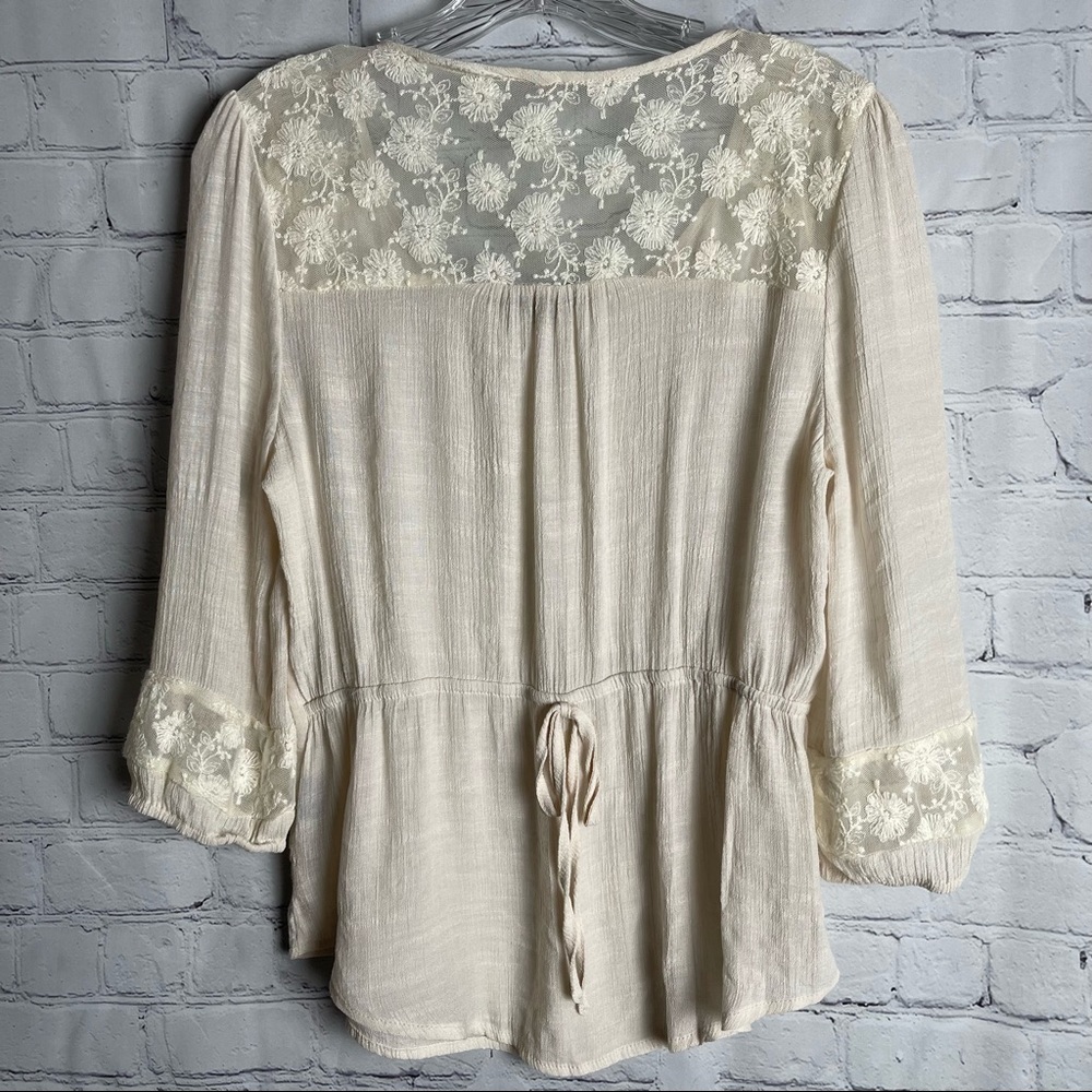 EM women's lightweight beige peasant style boho 3/4 sleeve top lace, size M - Picture 2 of 16